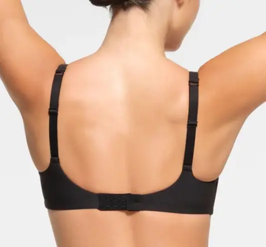 SKIMS LACE UNLINED SCOOP BRA