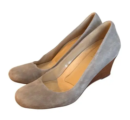 Naturalizer Emily suede wedge pumps size 7.5