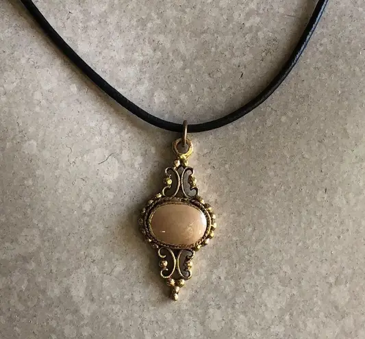 Unbranded Gold Tone Pendant Taupe Stone Waxed Black Cord Pendant Necklace