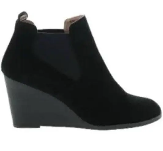 Caslon  Black Wedge Leather Booties