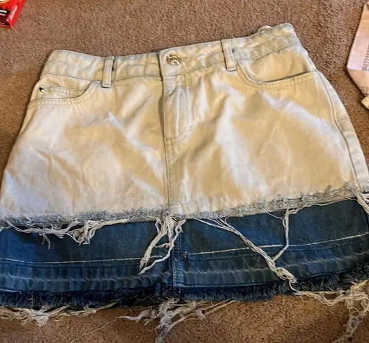 My twin twin set distressed skirt small