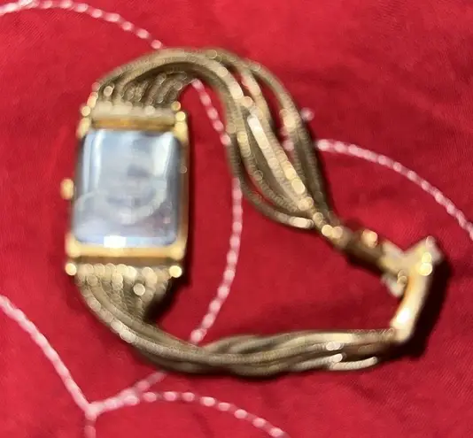 Vintage Guess Gold Women Watch