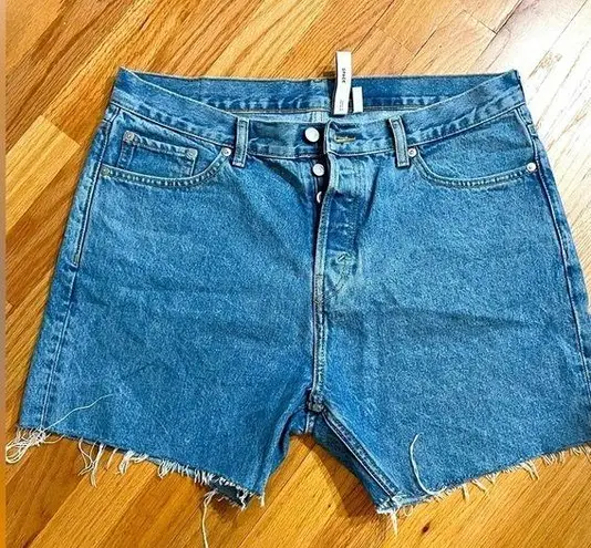 Weekday  Space High Waist Cutoff Buttoned Denim Short Size 32