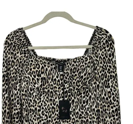 Sincerely Jules  Long Sleeve Cropped Leopard Print Top Built In Bra Sz Medium NEW