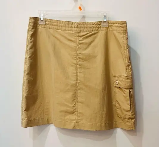 Patagonia  Worn Wear Women's Inter-Continental Hideaway Skirt skort khaki size 8