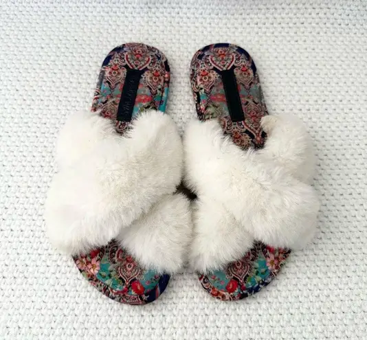 Johnny Was  Ivory Faux Fur Trim Indy X Paisley Print Slippers Women 9