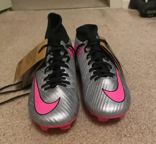 Nike Boys Soccer Cleats 