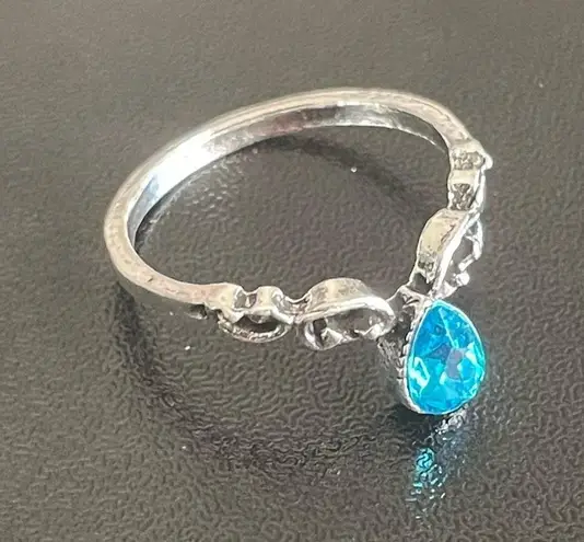 Teal crystal silver ring size 4.5