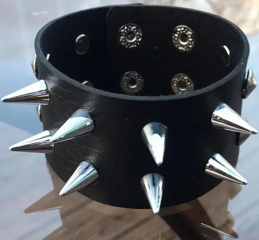 Exaggerated Spike Gothic Studded Bracelet Choker Faux Leather Punk Rivets Cuff Black