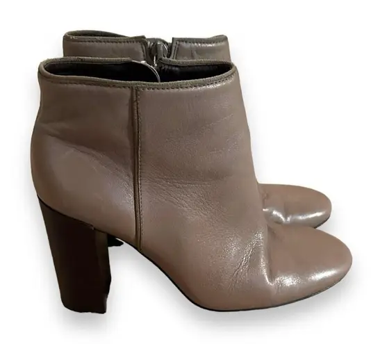 Tory Burch Bowie Leather Taupe Heeled Ankle Booties Sz 6.5