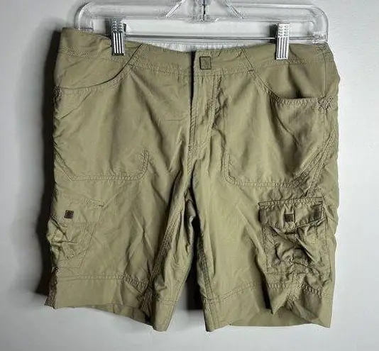 Mountain Hardwear Women's  Size 4 Tan Khaki Cargo Nylon Shorts 9"‎ Inseam