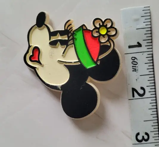Disney Vintage Minnie Head Plastic Brooch Pin