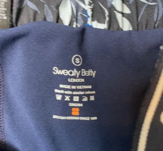 Sweaty Betty  Shorts Built in Compression Liner Gym Run Yoga Work out - Image 3