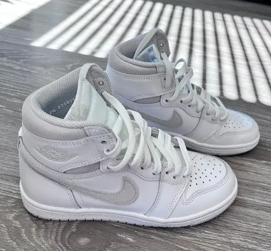 Air Jordans 1 Retro High 85’ OG ‘Neutral Grey’