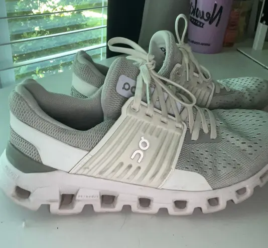 Cloudswift Running Shoes