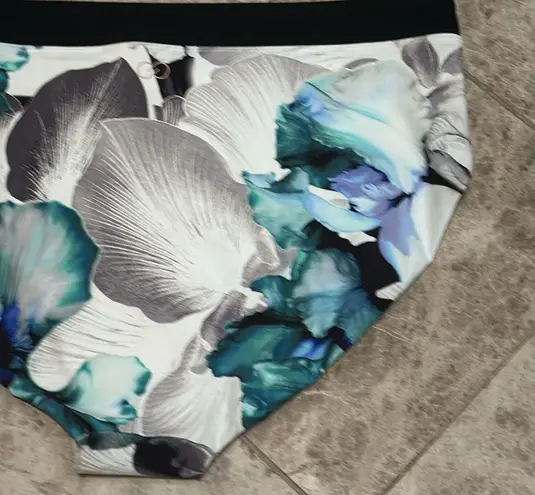 Calia By Carrie Underwood Bikini Bottom XL Ocean Iris White