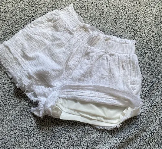High Waist White Textured Shorts Size M
