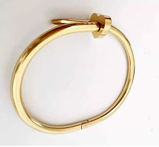 18K Gold Plated Stainless Steel Heart Nail Bangle Bracelet Womens Jewelry NWT