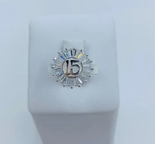 925 Sterling Silver Ring Sweet White