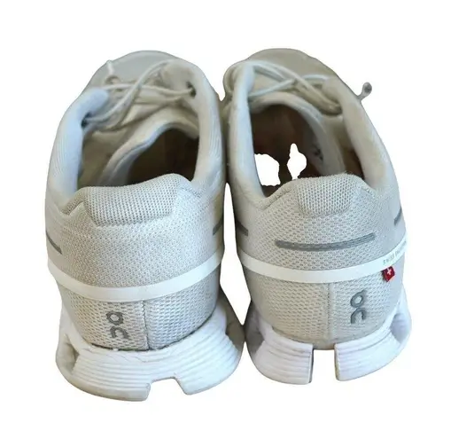 on cloud  Womens Cloud 5 White Athletic Running Shoes 9.5