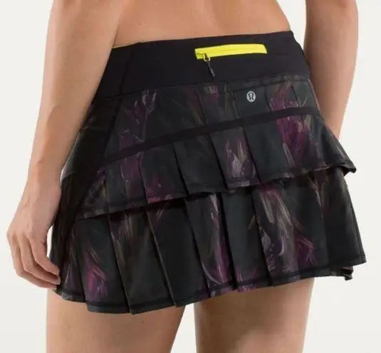 Lululemon  Run: Pace Setter Skirt 
Midnight Iris Multi / Black Size 4