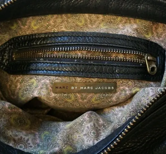 Marc by Marc Jacobs leather handbag with pockets