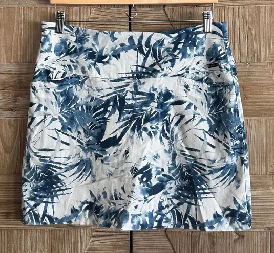 S.C. & Co Womens Blue White Leaf Print Skort Size Large