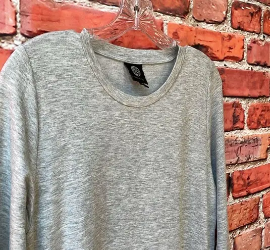 Bobeau Soft Heathered Gray Button Side Crew Neck Sweater