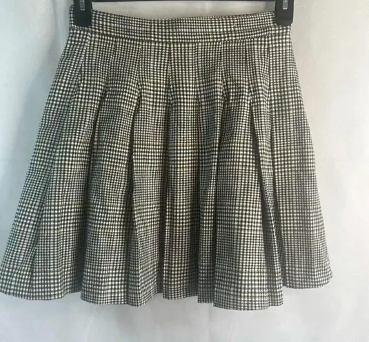 Free Assembly Pleated Neutral Plaid Cotton Skirt with Pockets Size 4 Black