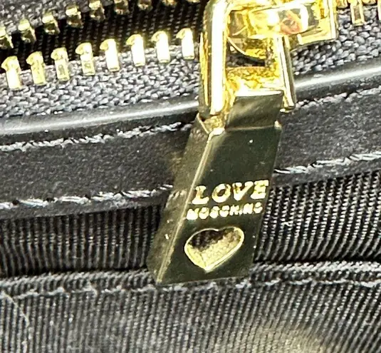 Love moschino classic backpack in black and red