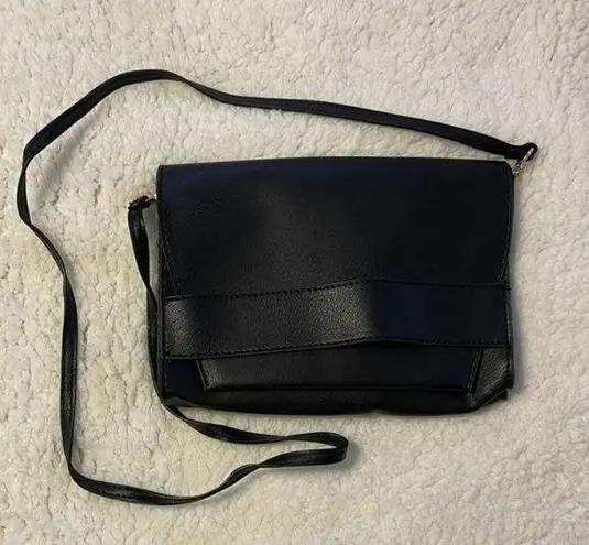 Summer & Rose Celine Crossbody - Vegan Leather