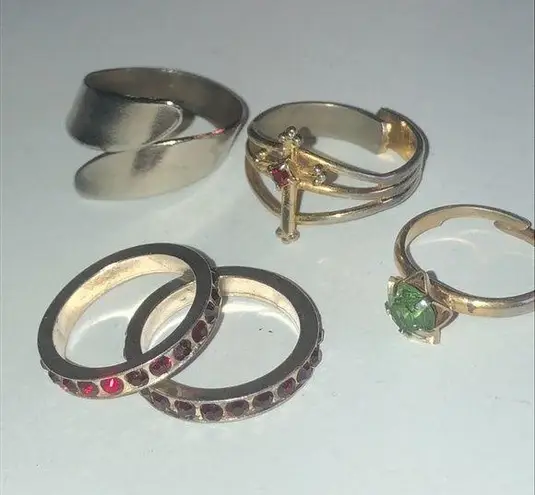 Lot of 5 Vintage Gold Tone & Silver Tone Boho Rings Adjustable & Size 6 & 8