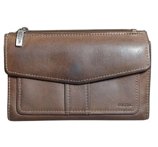 Fossil Brown Leather Wallet Clutch Multiple Slots Snap Zip Closures Organizer