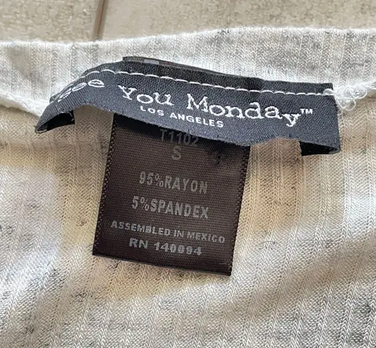 See You Monday Women’s S Small Off The Shoulder Grey 3/4 Sleeve Blouse Top.