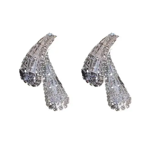 Simple Classic Style Solid Color Inlay Copper Rhinestones Silver Ear Studs