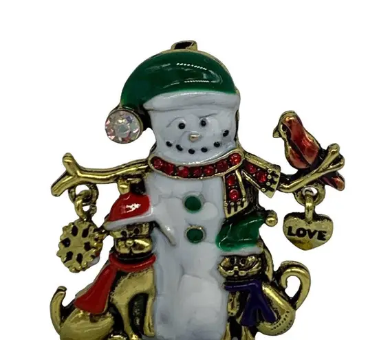 New Christmas snowman brooch or pin with cat & dog
