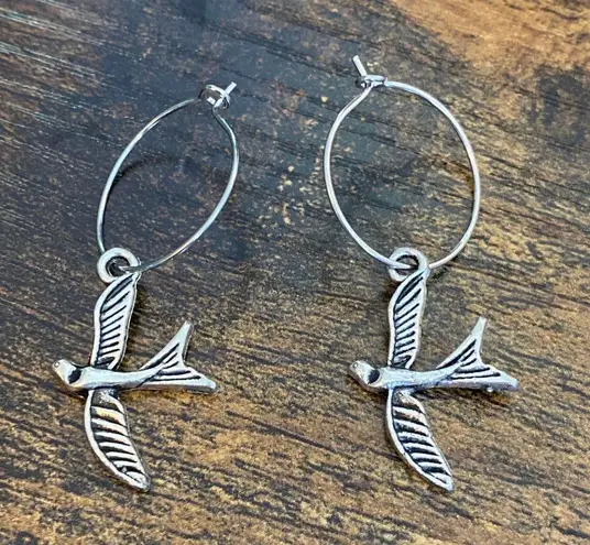 Flying Swallow Earrings Silver