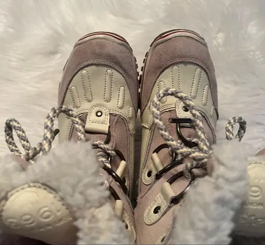 Pajar Canada snow boots woman’s 7-7.5 waterproof suede leather trim winter