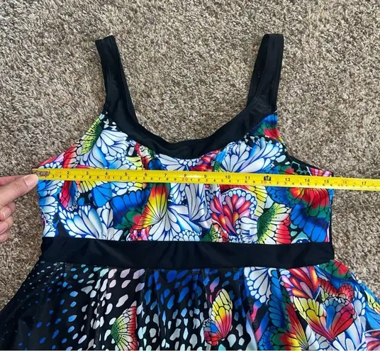 Beautiful Women’s Flowy Unbranded Tankini Top Only Sz Large