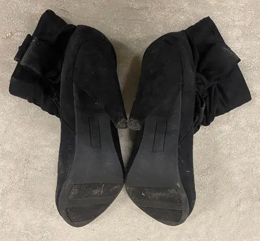 Mossimo Target Black Faux Suede Side Zip Up Heel Booties with Bow Women's Sz 7.5