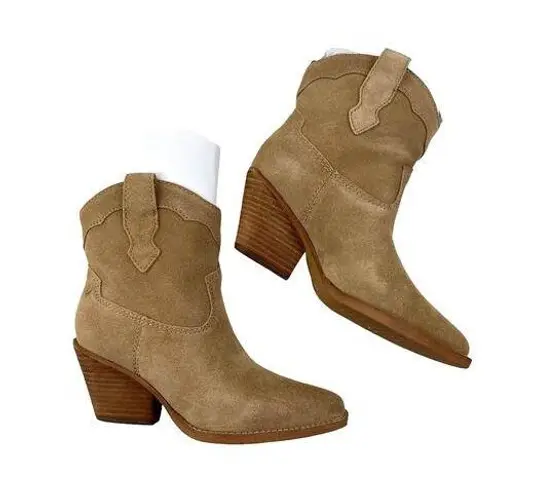 Zodiac - Women's Roslyn Western Bootie in Sandstone Beige Suede