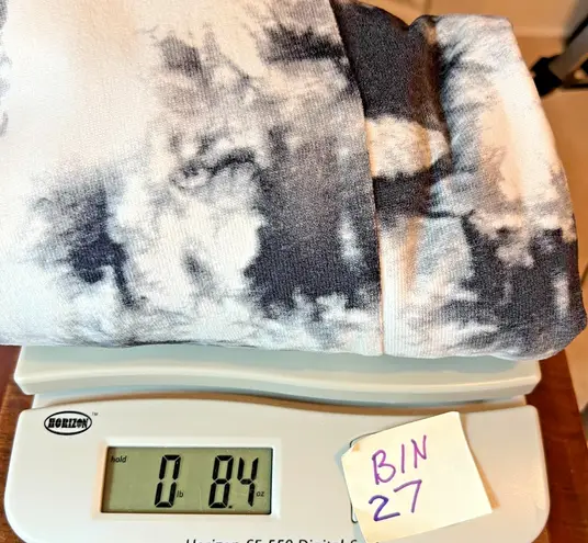 First Love Sweatshirt Womens L Oversized White Gray Abstract Tie Dye Dolman