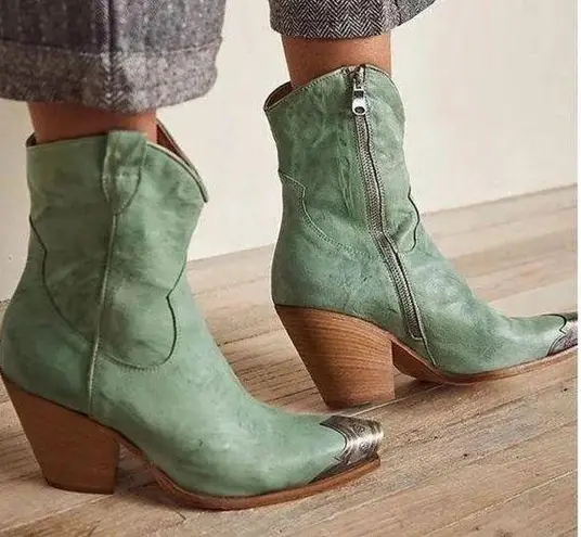 Free People  Brayden boots