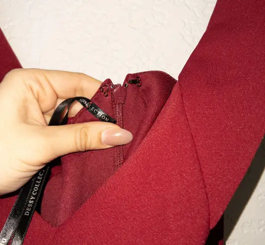 Dessy Collection NWT Burgundy Off The Shoulder Criss Cross Trumpet Dress Size 4