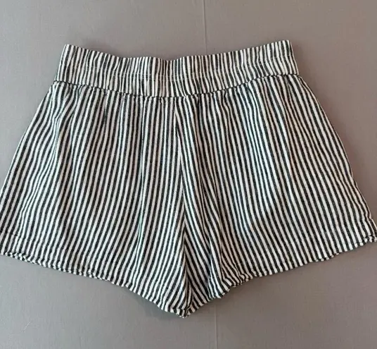 A New Day  Women's Medium Striped Pull-On Shorts - Black/Charcoal thumbnail 9