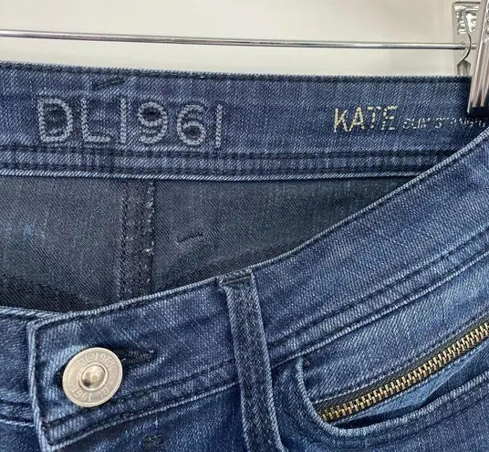 DL1961  Kate Slim Straight Dark Blue Wash Denim Jeans Low Rise Stretch Womens 26