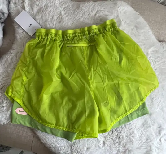 Nike Icon Clash Tempo Luxe Women's Mid-Rise Running Shorts Atomic Green NWT - Image 13