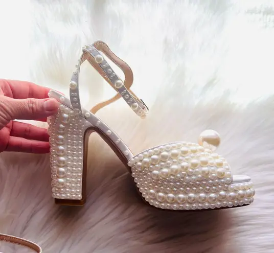 Opulent Pearl Platform Bridal Heels White Size 8
