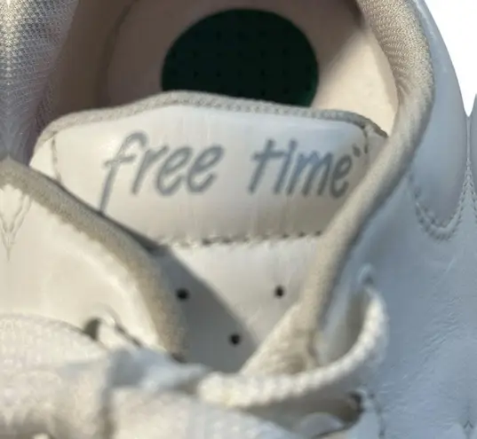 SAS Free Time White “Nurse Shoes” Sz 10