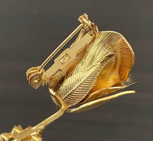 Vintage Unsigned Gold